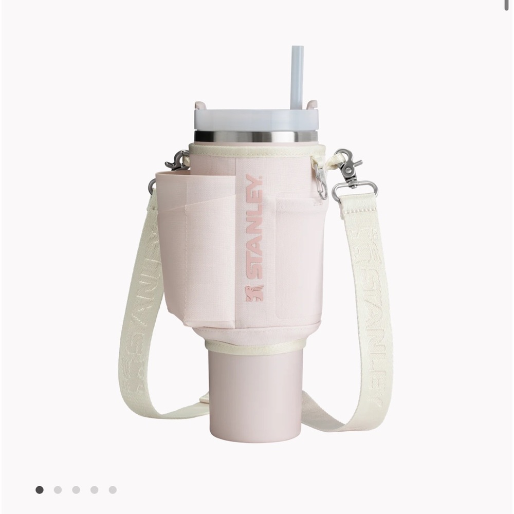 THE ALL DAY 40 OZ QUENCHER CARRY-ALL- Rose Quartz- Stanley